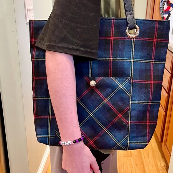 Talbots tote bag, in a tartan plaid patten with leather trim - Picture 11 of 16